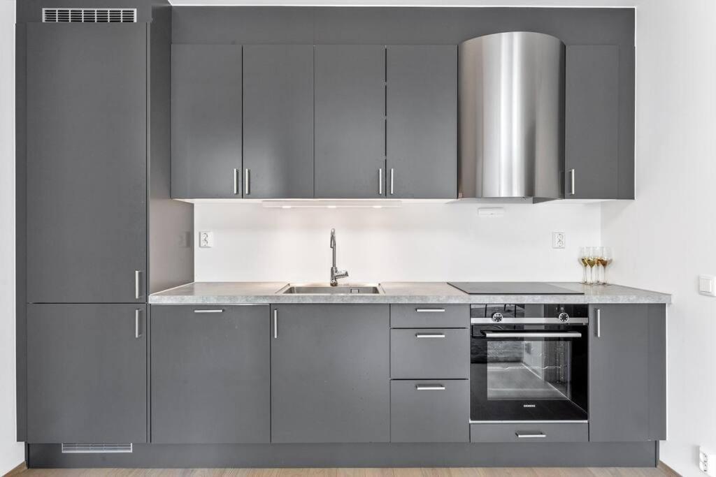 Nydalen/Storo- Ved T-Banestasjon Appartement Oslo Buitenkant foto